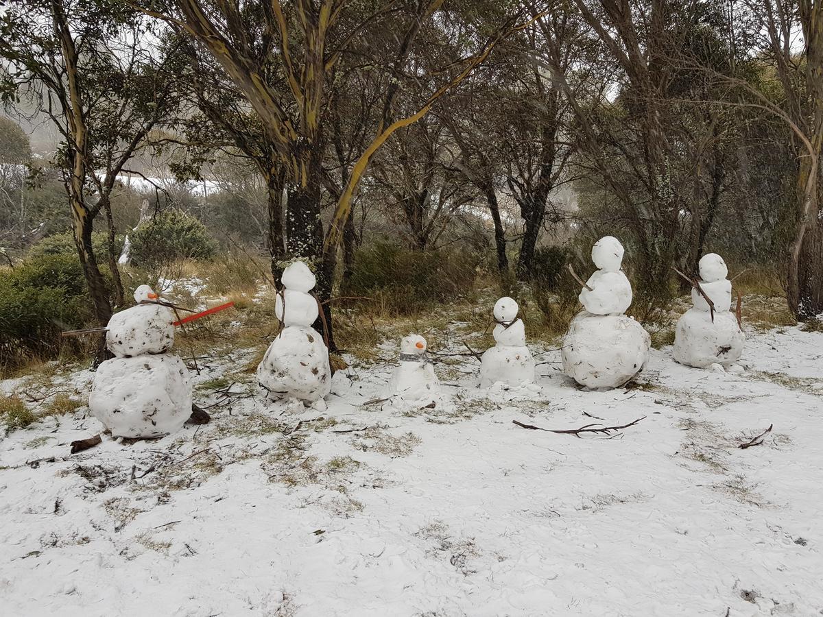 Chill-Out - Thredbo Villa ภายนอก รูปภาพ